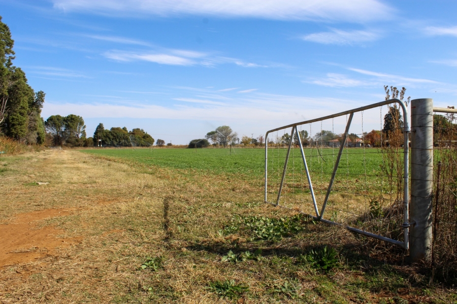 4 Bedroom Property for Sale in Potchefstroom Rural North West